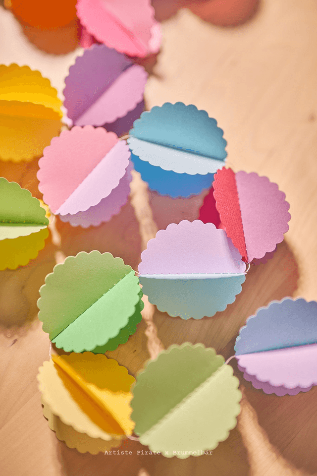 Guirlande "Biscuits de Couleurs"